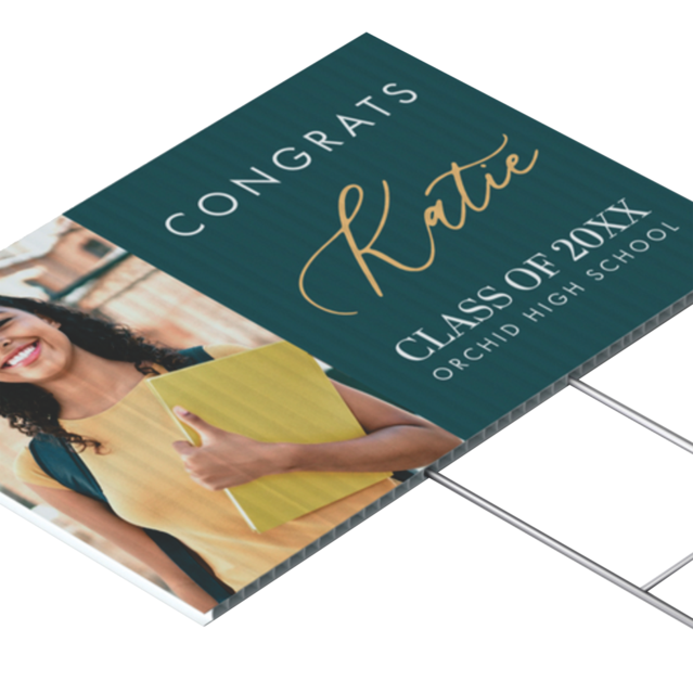 Personalized printed graduation signs and banners in Hanford and Lemoore