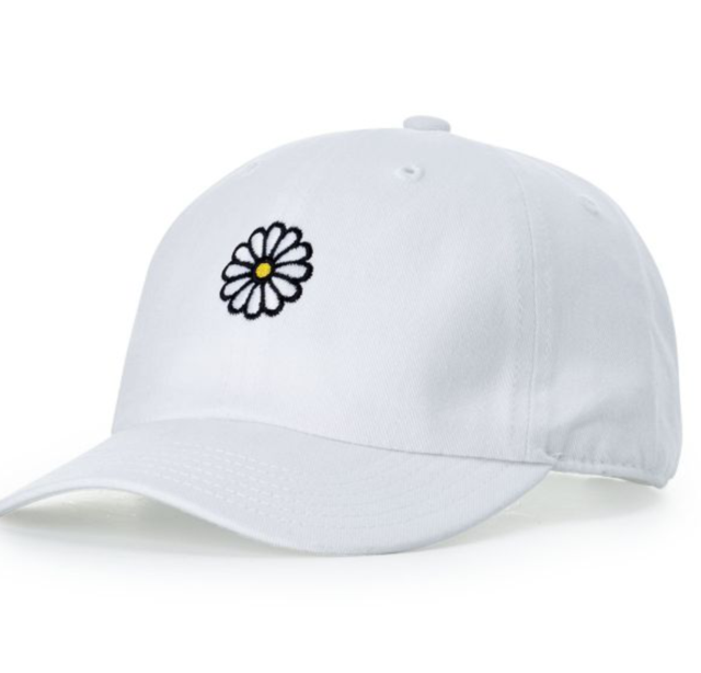 Kids hat with embroidered logo